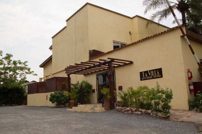 La Villa Boutique Hotel Accra Exterior photo